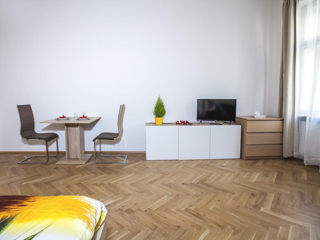 Beautiful Central Apartment Thamova Πράγα Εξωτερικό φωτογραφία