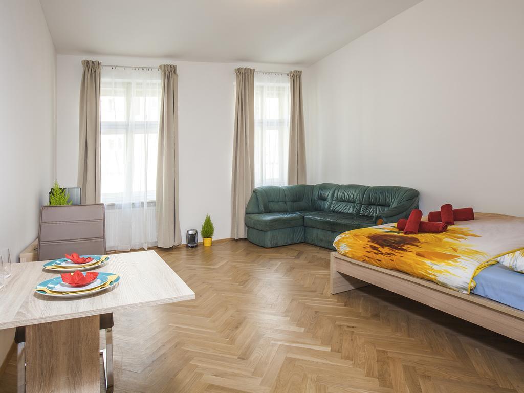 Beautiful Central Apartment Thamova Πράγα Εξωτερικό φωτογραφία